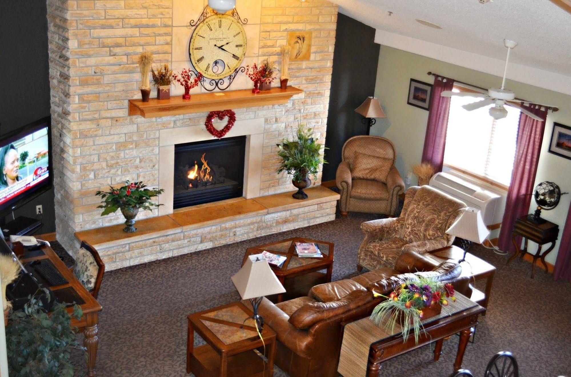 Fossil Creek Hotel & Suites Russell Exteriér fotografie